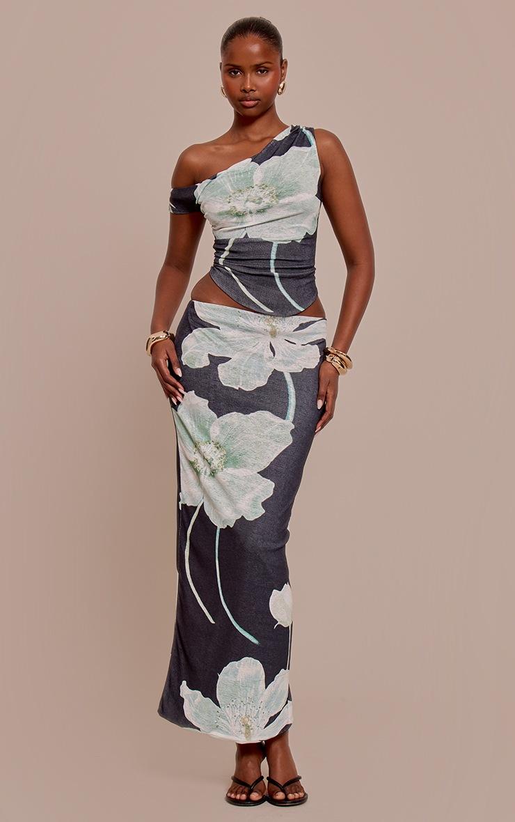 Pretty Little Thing Black Floral Print Onion Skin Low Rise Maxi Skirt
