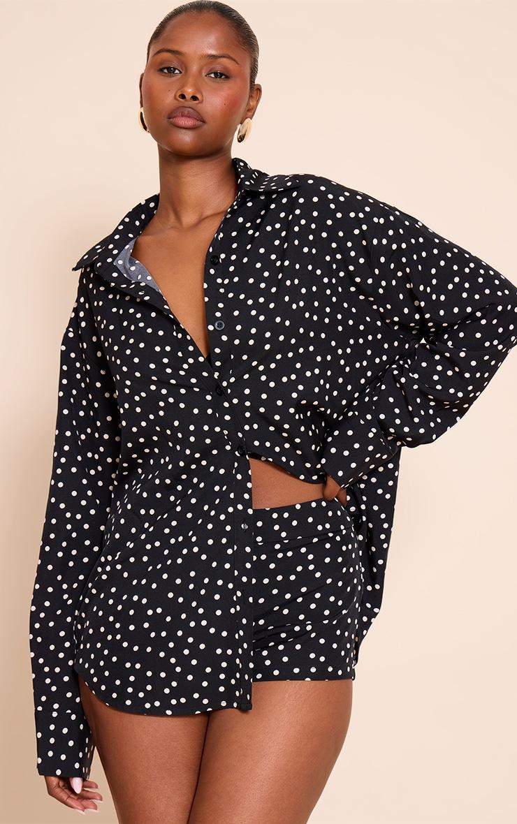Pretty Little Thing Black Woven Polka Dot Tailored Short
