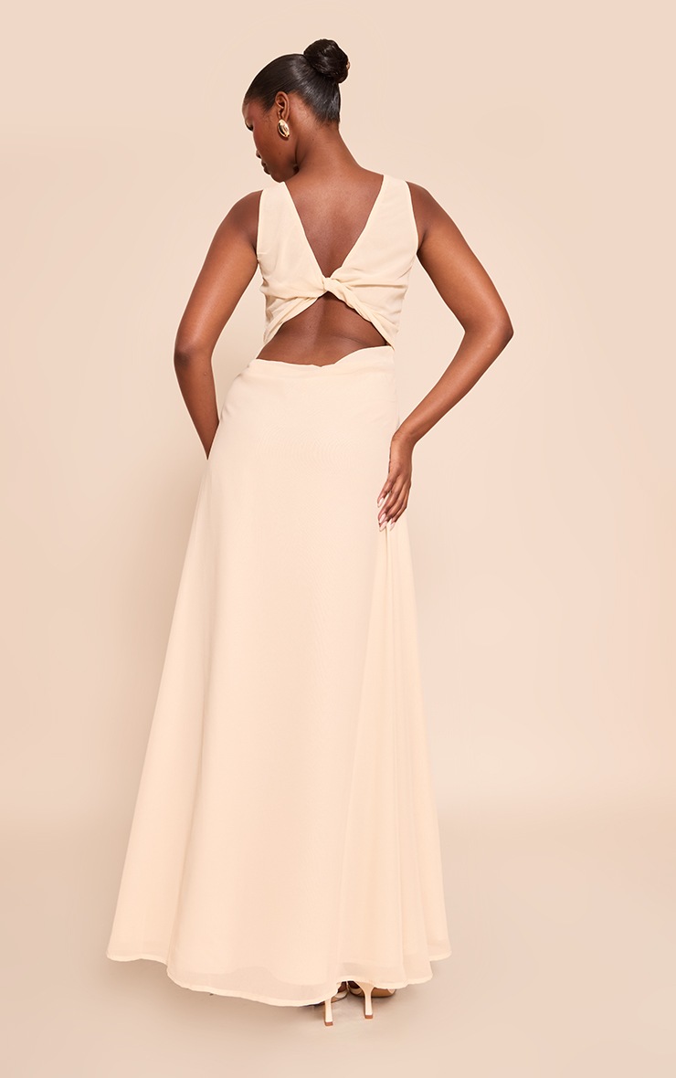 Pretty Little Thing Butter Cream Plunge Chiffon Sleeveless Maxi Dress