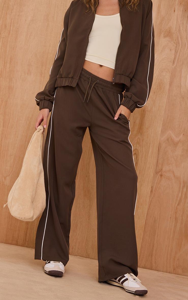 Pretty Little Thing Chocolate Tricot Contrast Piping Wide Leg Sweatpants
