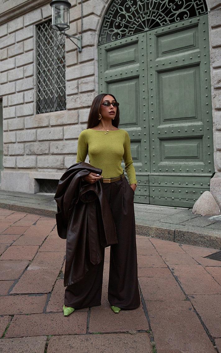 Pretty Little Thing Chocolate Woven Double Pleat Wide Leg Pants