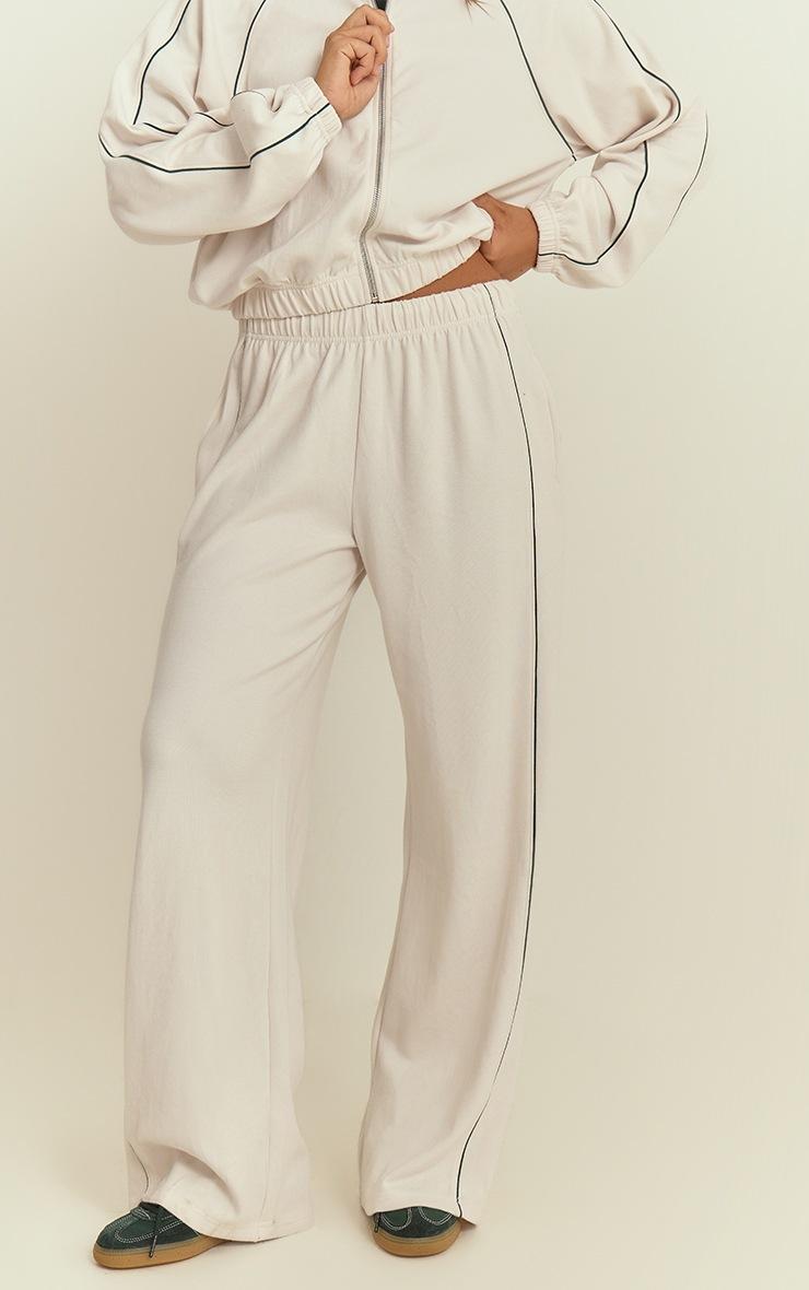 Pretty Little Thing Cream Interlock Contrast Piping Wide Leg Sweatpants