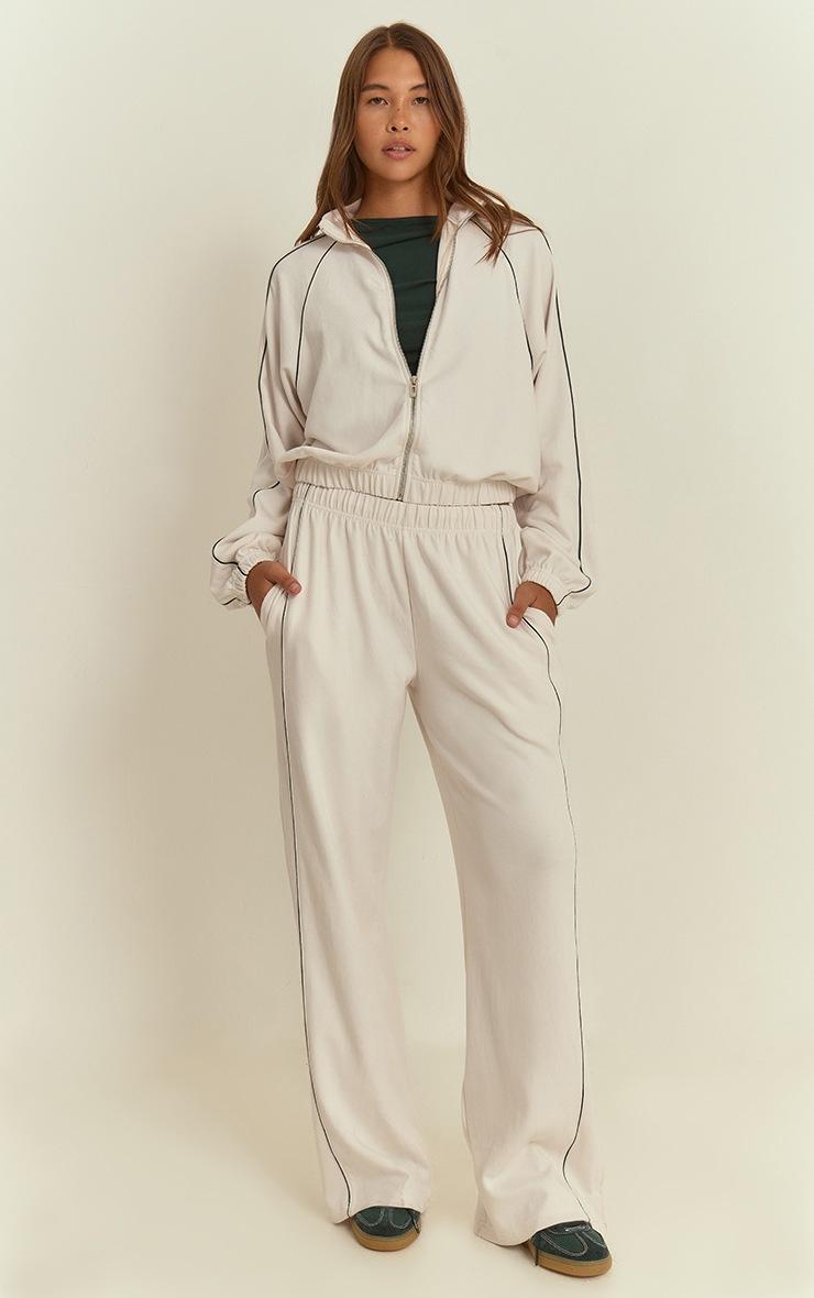 Pretty Little Thing Cream Interlock Contrast Piping Wide Leg Sweatpants