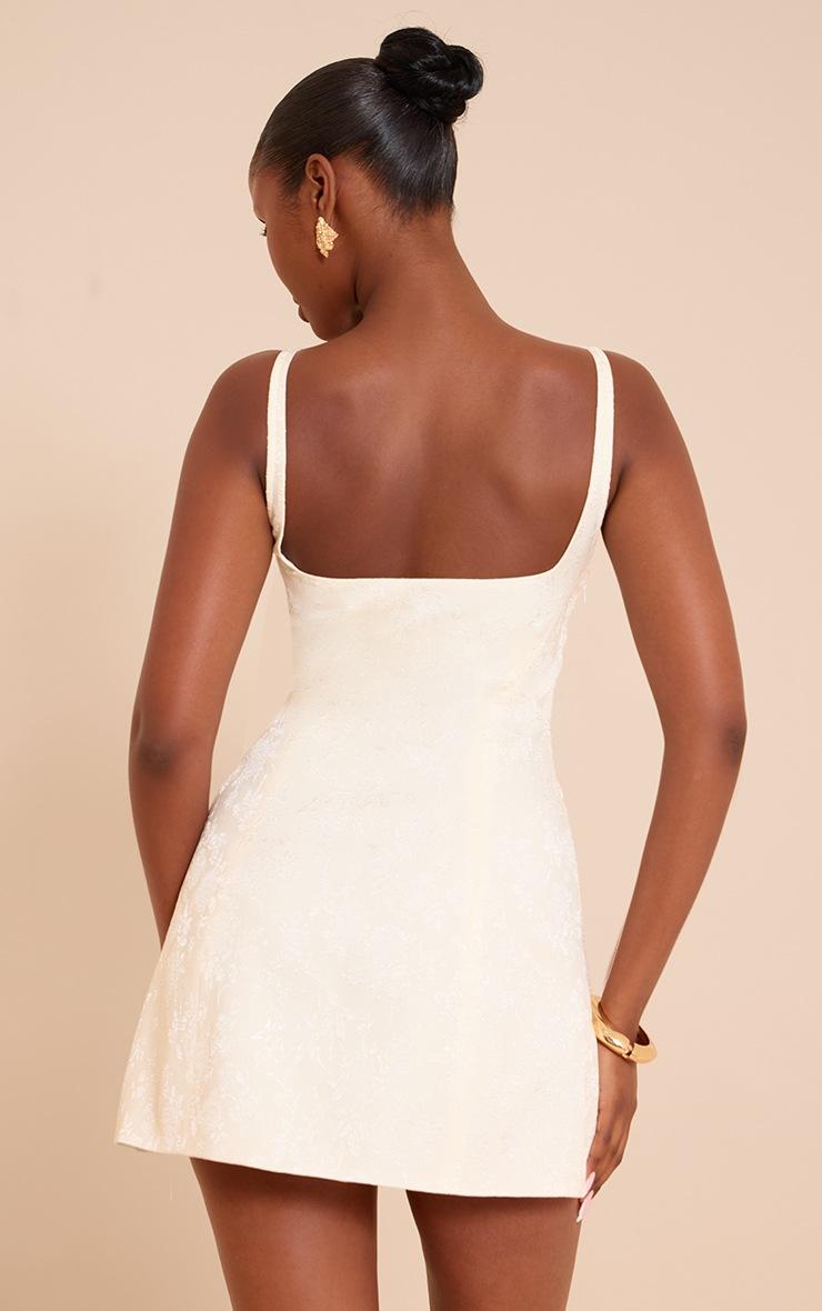 Pretty Little Thing Cream Jacquard Plunge Hook And Eye Shift Dress