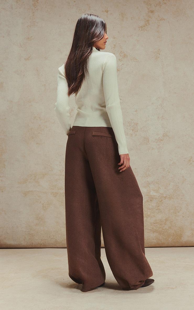 Pretty Little Thing Cream Ribbed Knit Long Sleeved Polo Top