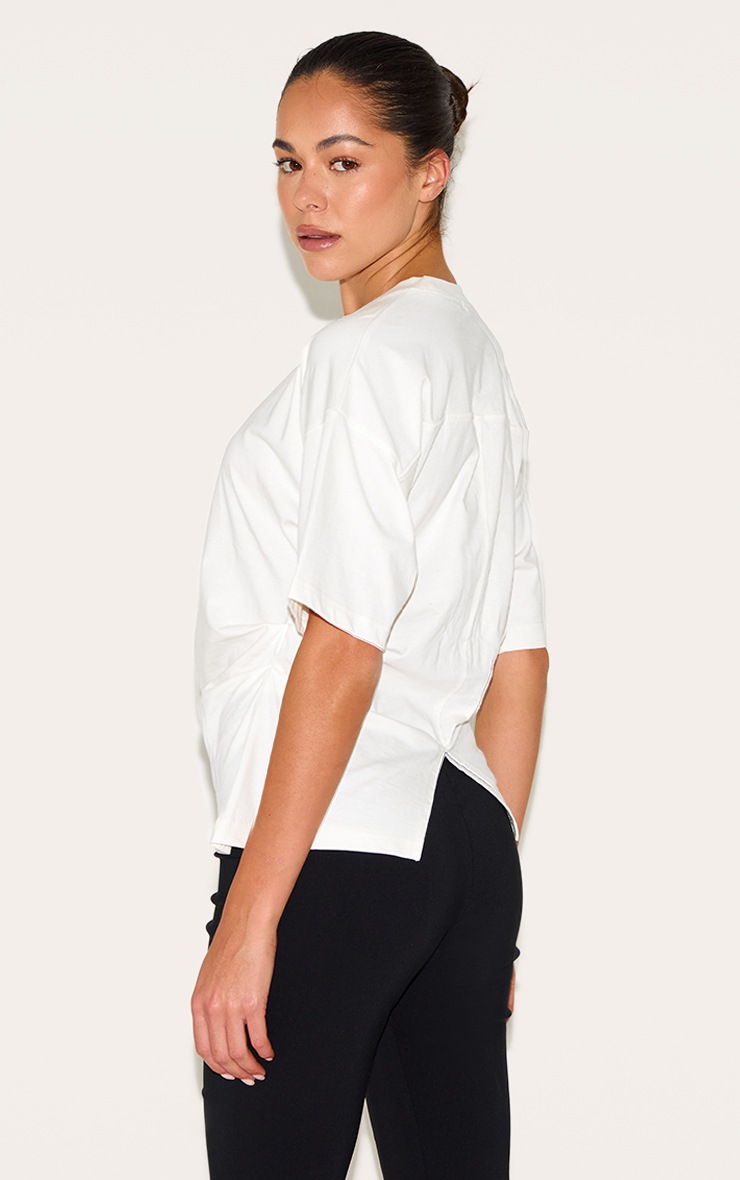 Pretty Little Thing Cream Ruched Side Detail T Shirt