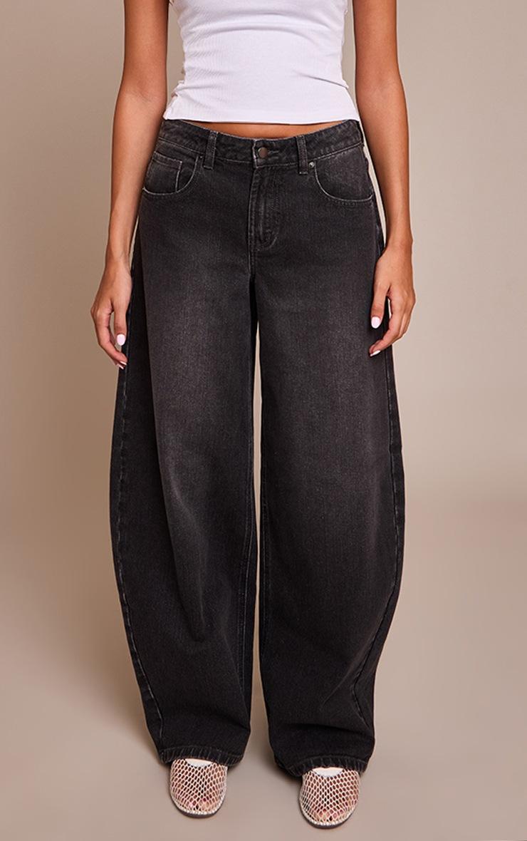 Pretty Little Thing Dark Grey Low Rise Barrel Jeans