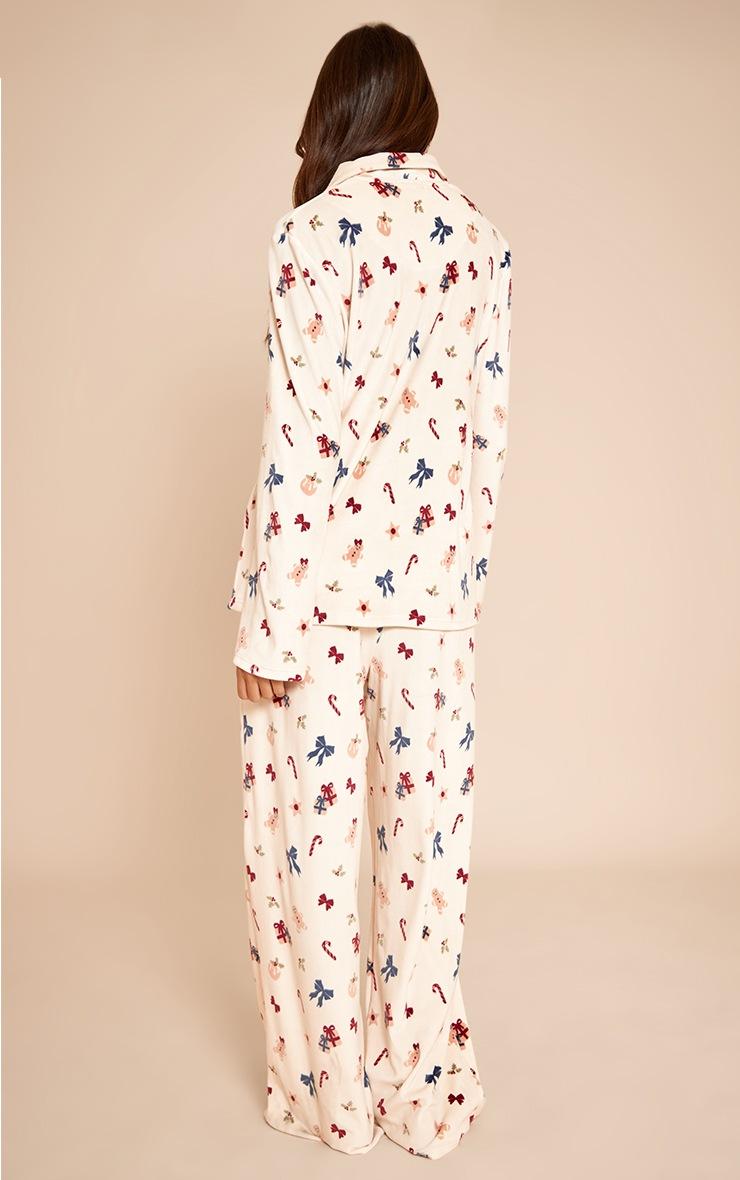 Pretty Little Thing Gingerbread Print Soft Touch Piping Detail Pajama Set