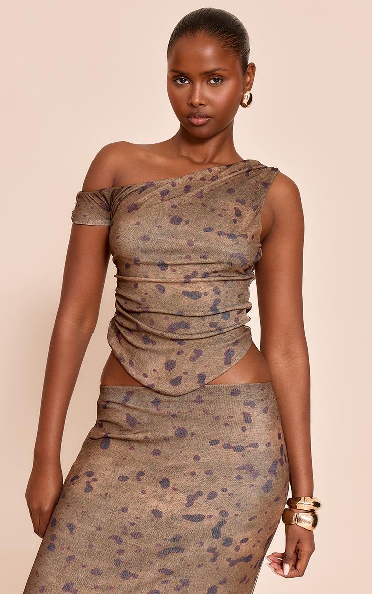 Pretty Little Thing Khaki Abstract Print Onion Sleeveless Asymmetric Hem Top