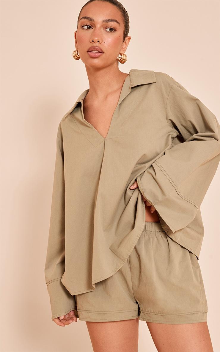 Pretty Little Thing Light Khaki Cotton Woven Pleate Detail Floaty Shorts