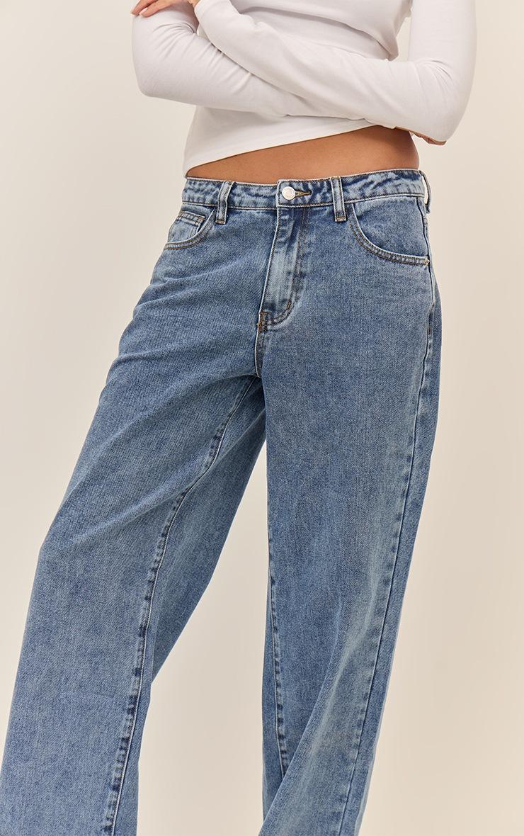Pretty Little Thing Mid Blue Wash Mid Rise Straight Leg Jeans
