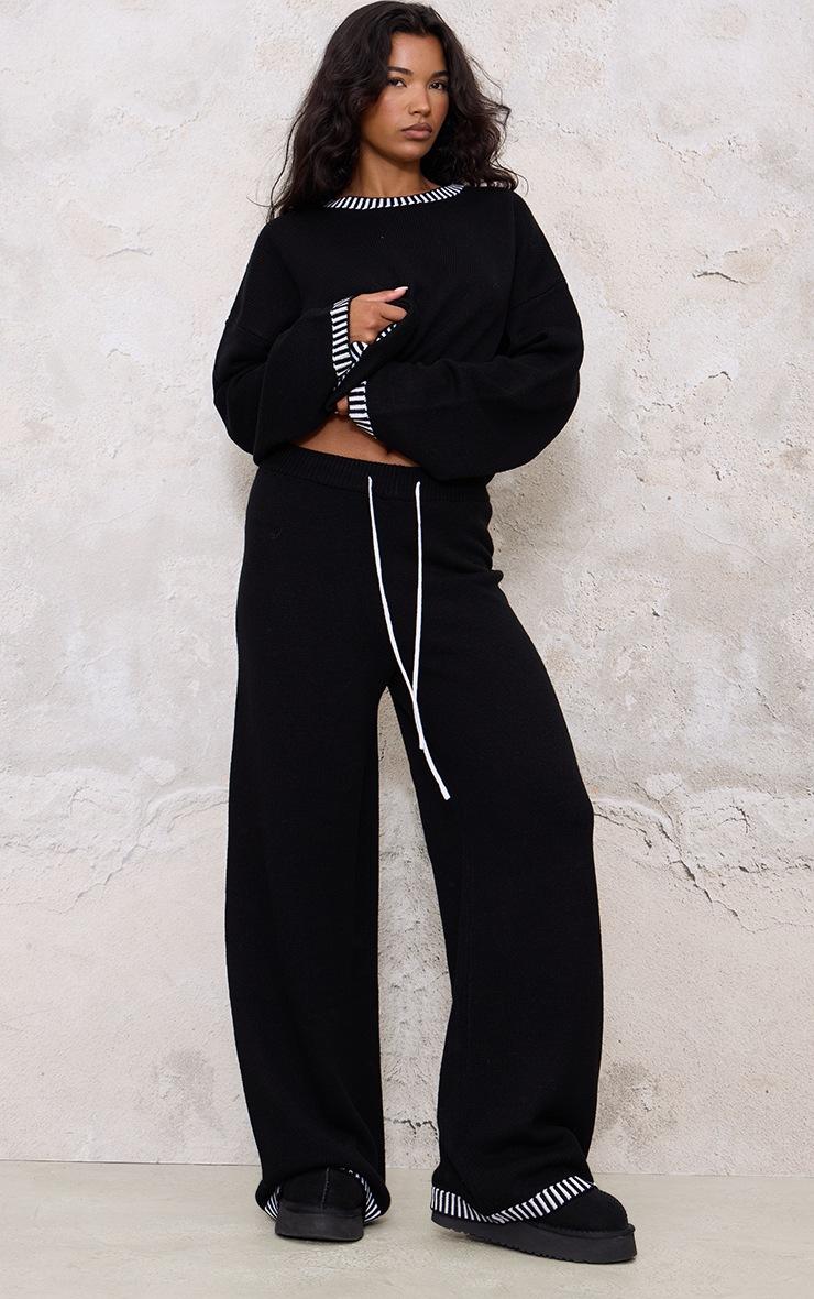 Pretty Little Thing Monochrome Contrast Stitch Detail Knit Oversized Sweater