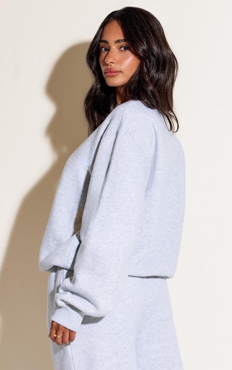 Pretty Little Thing Petite Ash Grey Oversized Crew Sweatshirt