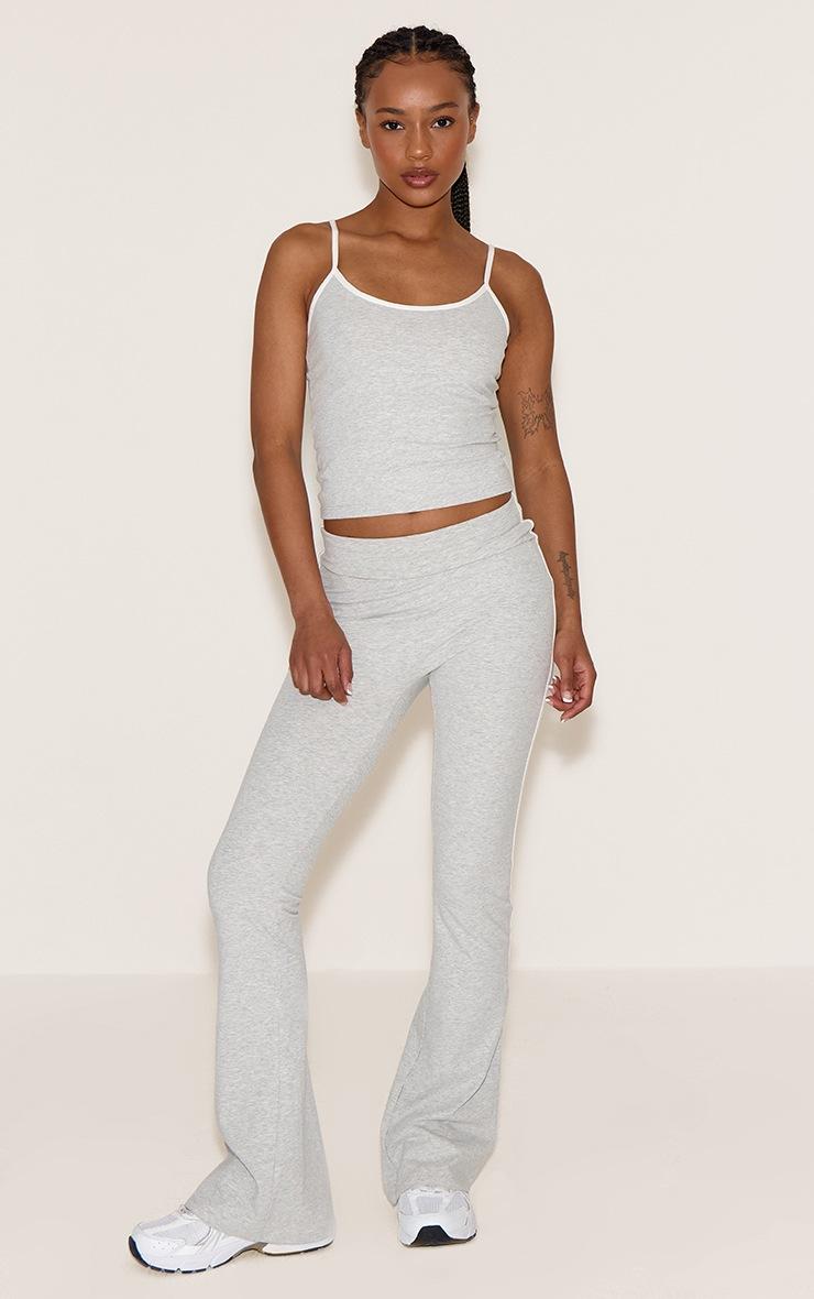 Pretty Little Thing Petite Ash Grey Sculpt Contrast Detail Strappy Gym Top