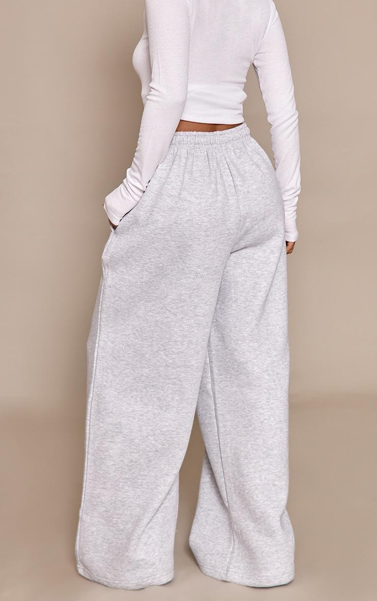 Pretty Little Thing Petite Ash Grey Super Wide Leg Sweatpants