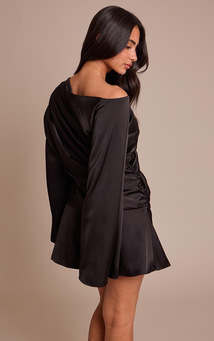Pretty Little Thing Petite Black Off Shoulder Tailored Woven Mini Dress