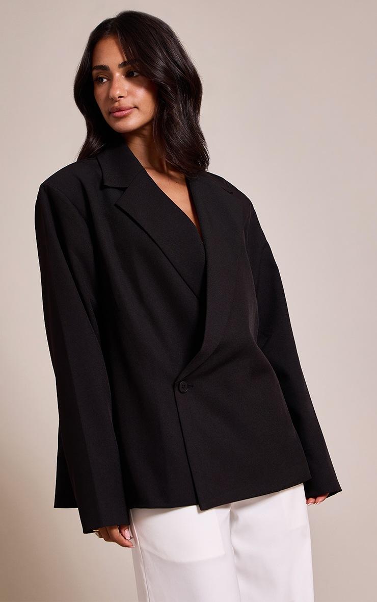 Pretty Little Thing Petite Black Oversized Boxy Crossover Blazer