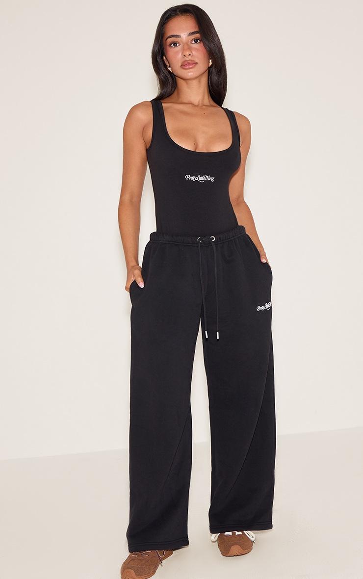 Pretty Little Thing Petite Black Prettylittlething Wide Leg Sweatpant