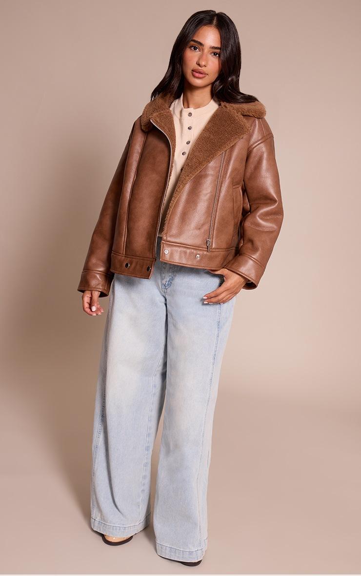 Pretty Little Thing Petite Brown Borg Collar Faux Leather Aviator