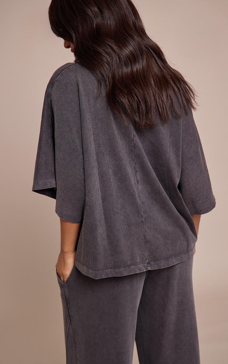Pretty Little Thing Petite Charcoal Acid Wash Oversized Boxy Tshirt