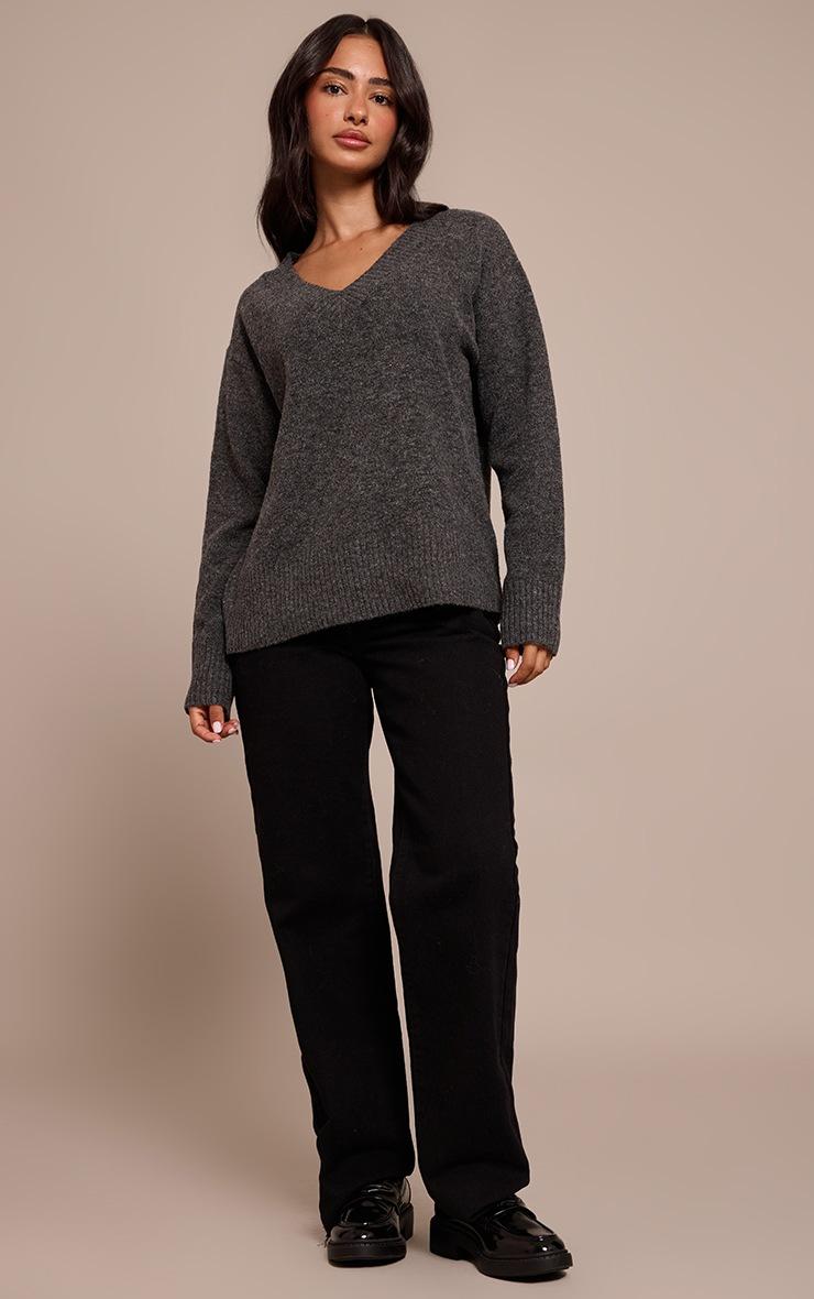 Pretty Little Thing Petite Charcoal Knit V-neck Sweater