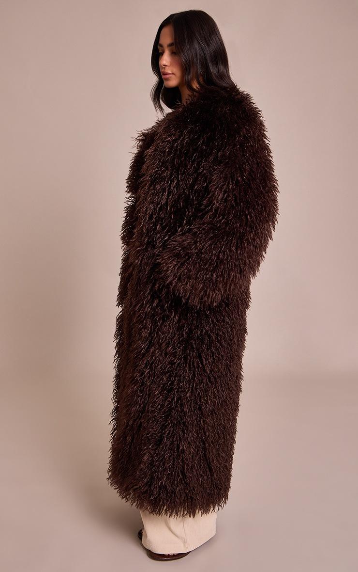 Pretty Little Thing Petite Chocolate Faux Mongolian Fur Collarless Maxi Coat