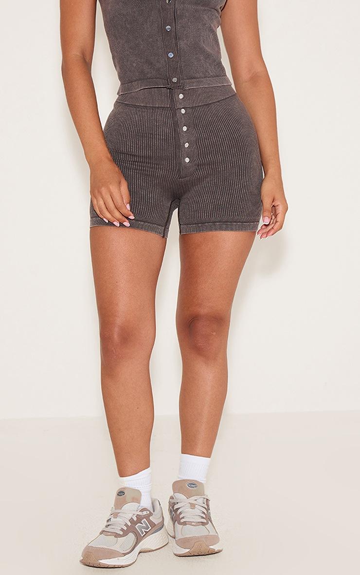 Pretty Little Thing Petite Chocolate Snatched Rib Popper Shorts