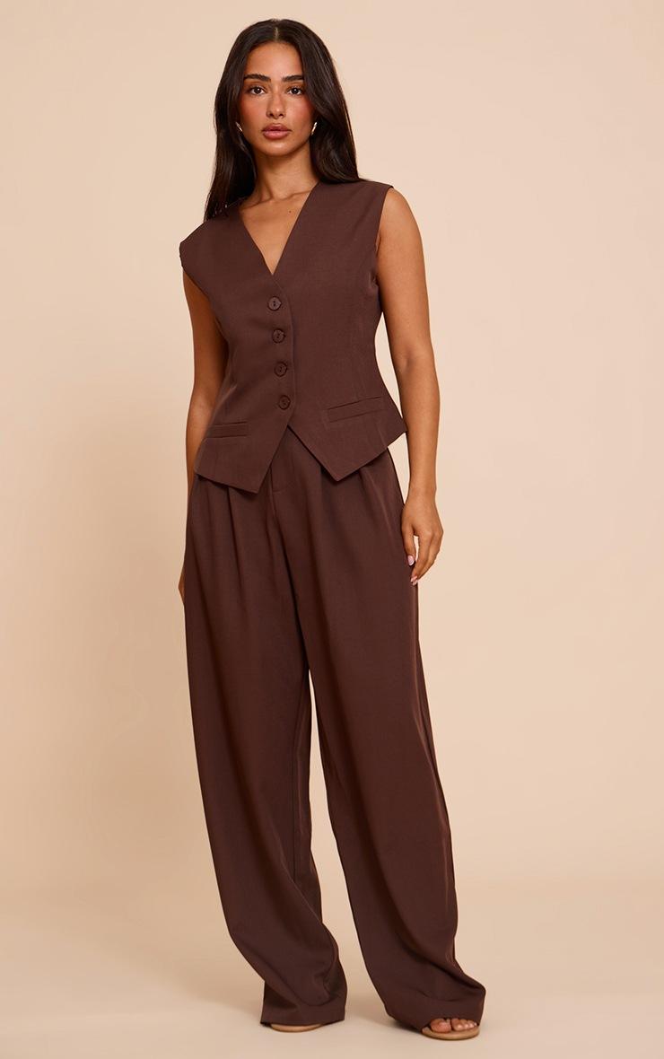 Pretty Little Thing Petite Chocolate Tailored Button Up Vest