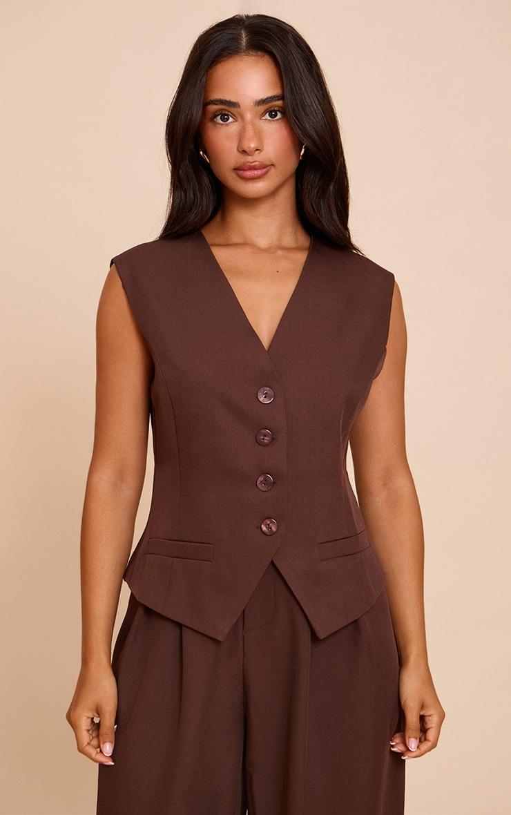 Pretty Little Thing Petite Chocolate Tailored Button Up Vest
