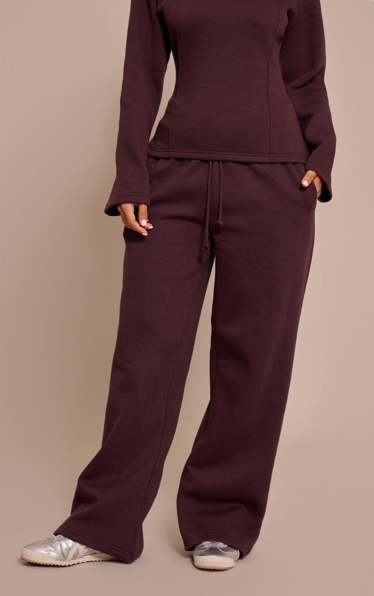 Pretty Little Thing Petite Chocolate Wide Leg Sweatpants