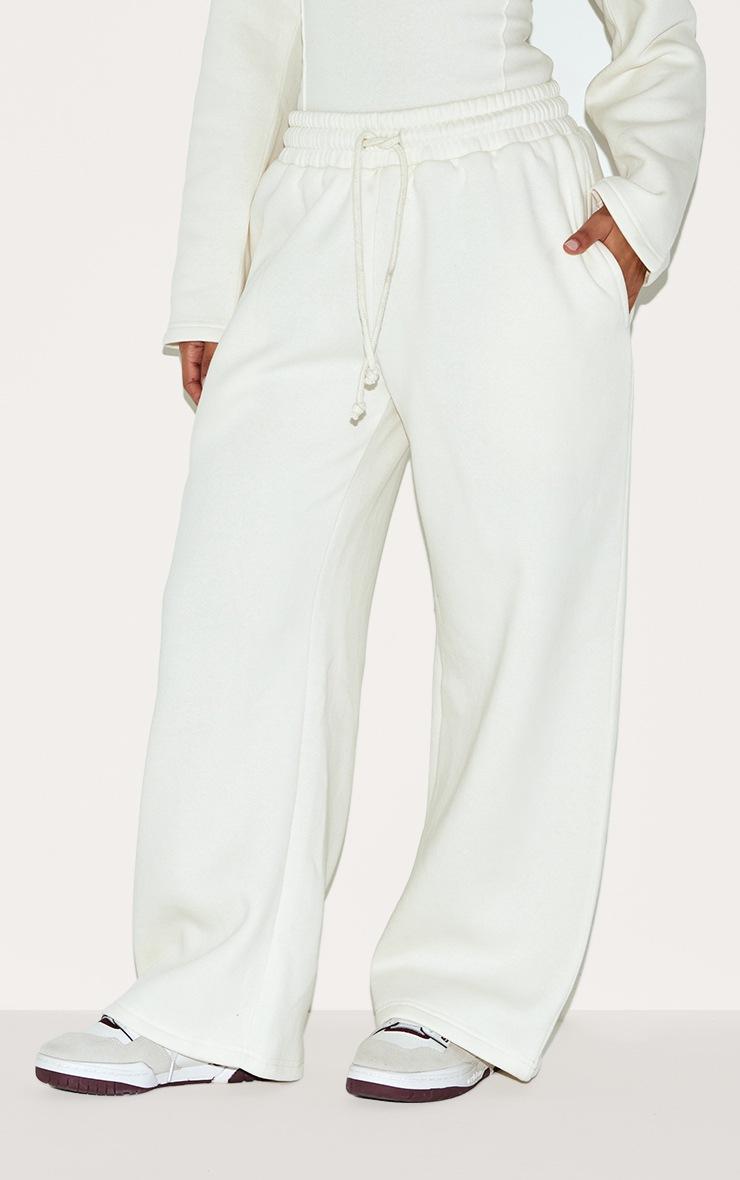 Pretty Little Thing Petite Cream Wide Leg Elastic Waist Drawstring Sweatpants