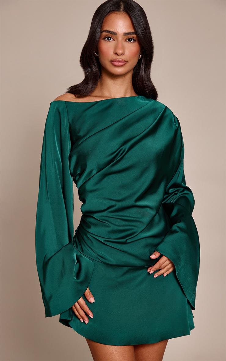 Pretty Little Thing Petite Dark Olive Off Shoulder Tailored Woven Mini Dress