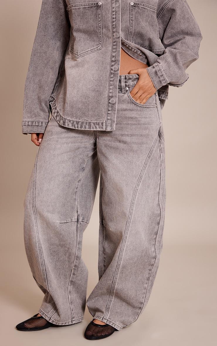 Pretty Little Thing Petite Grey Seam Detail Barrel Jeans