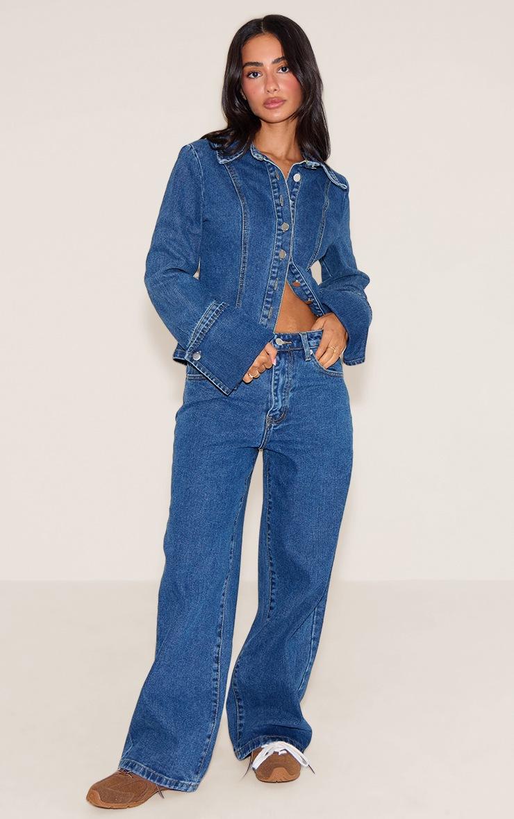 Pretty Little Thing Petite Mid Blue Wash Straight Leg Mid Rise Jean