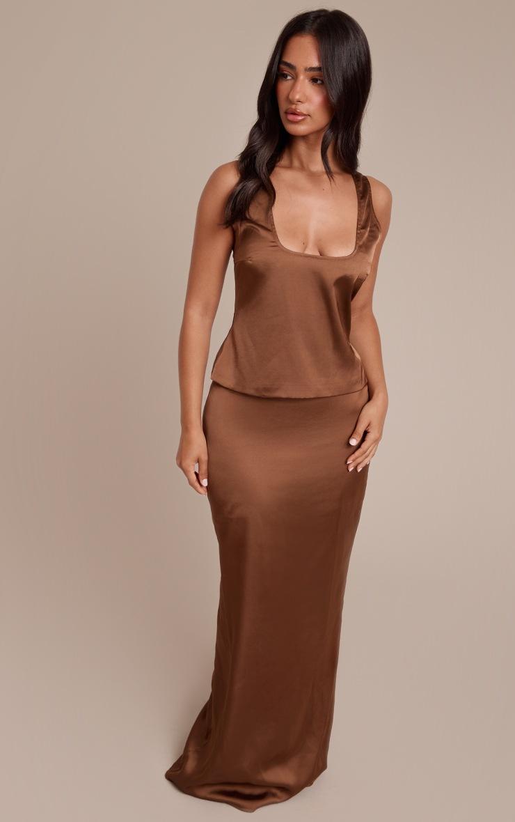 Pretty Little Thing Petite Mocha Scoop Neck Cami Top