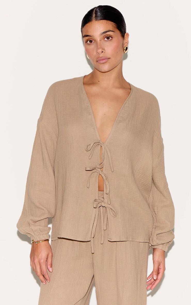 Pretty Little Thing Petite Mushroom Cheesecloth Textured Tie Front Shirt