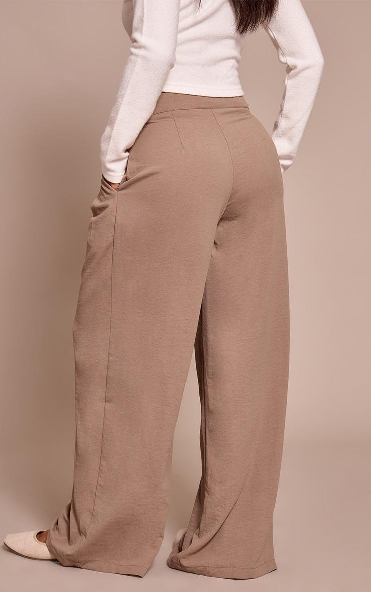 Pretty Little Thing Petite Mushroom Floaty Woven Double Pleat Wide Leg Pants