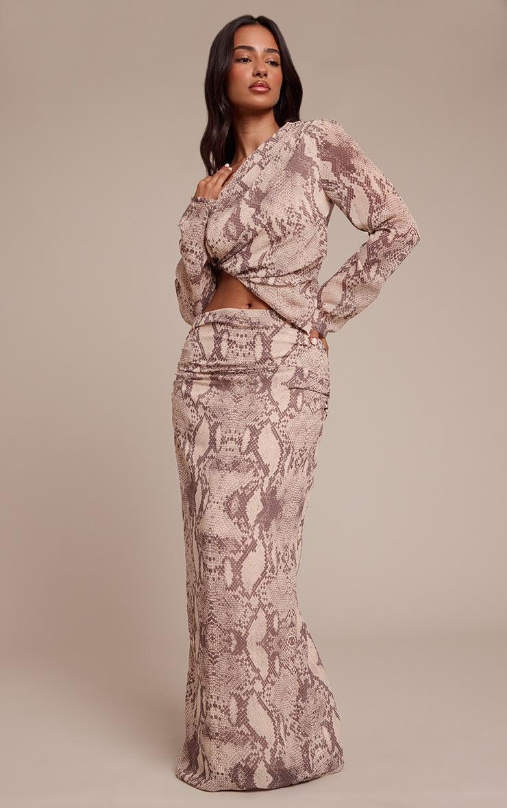 Pretty Little Thing Petite Snake Print Ruched Maxi Skirt