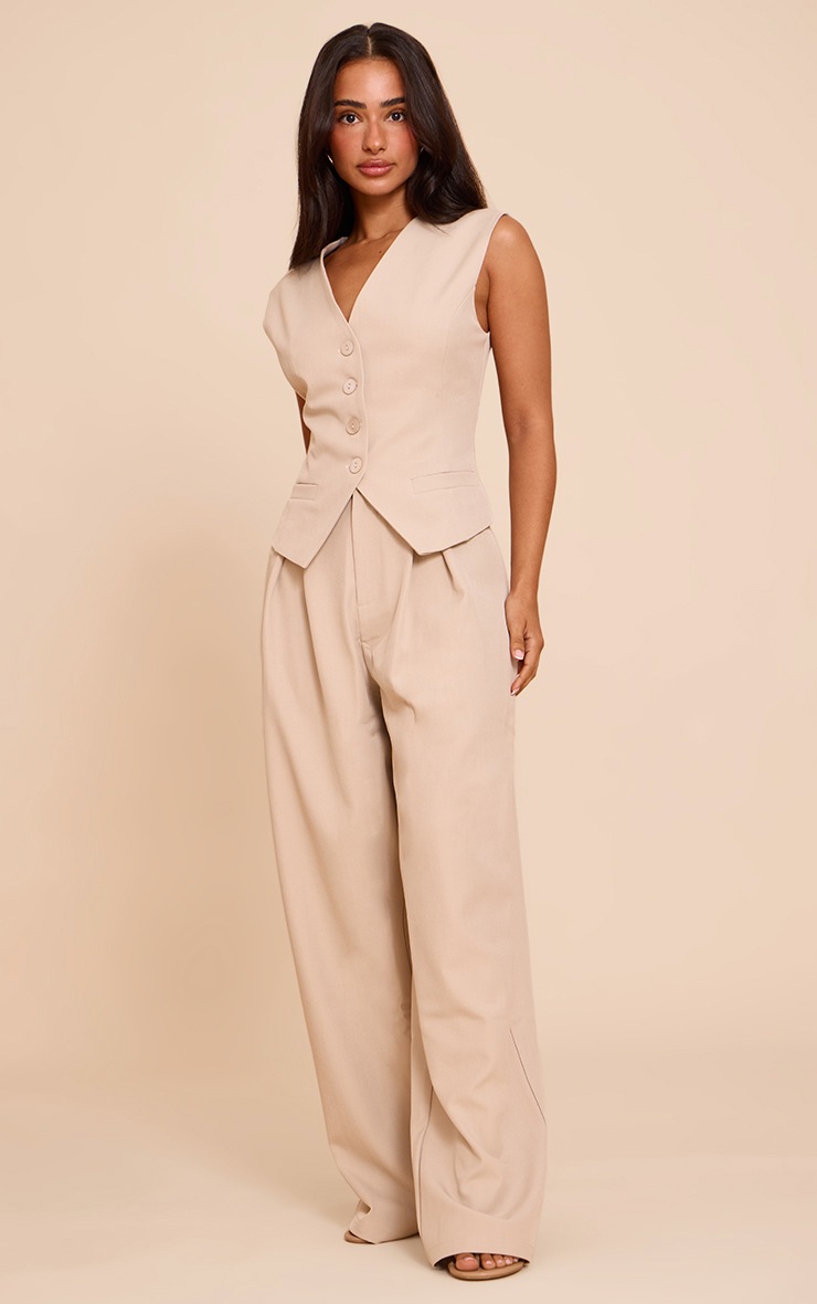 Pretty Little Thing Petite Stone Tailored Button Up Vest