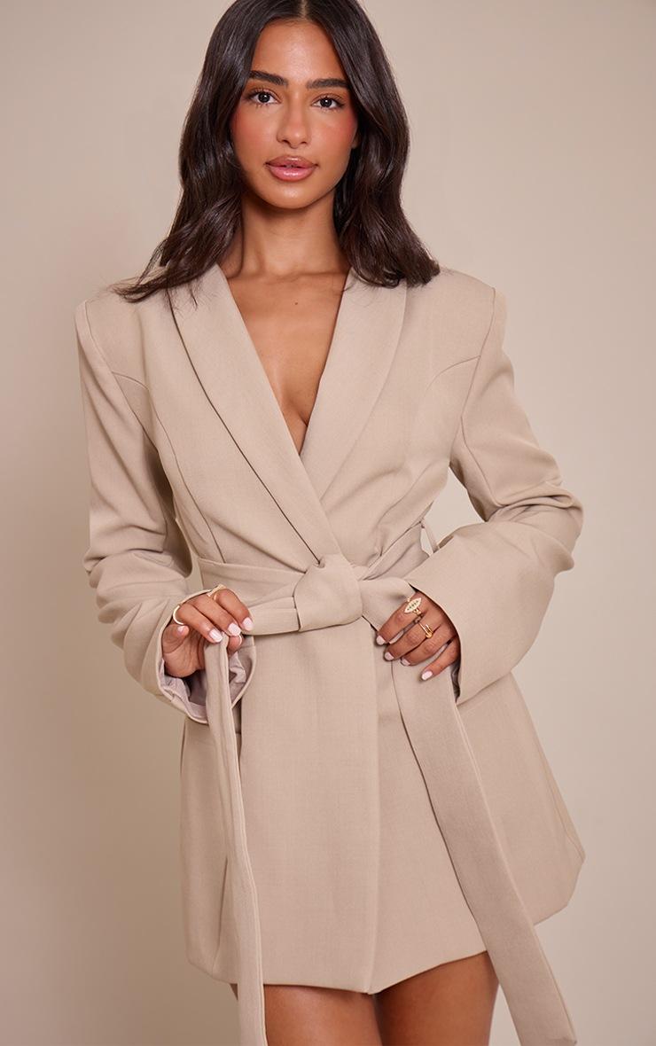 Pretty Little Thing Petite Stone Tailored Tie Waist Blazer Dress