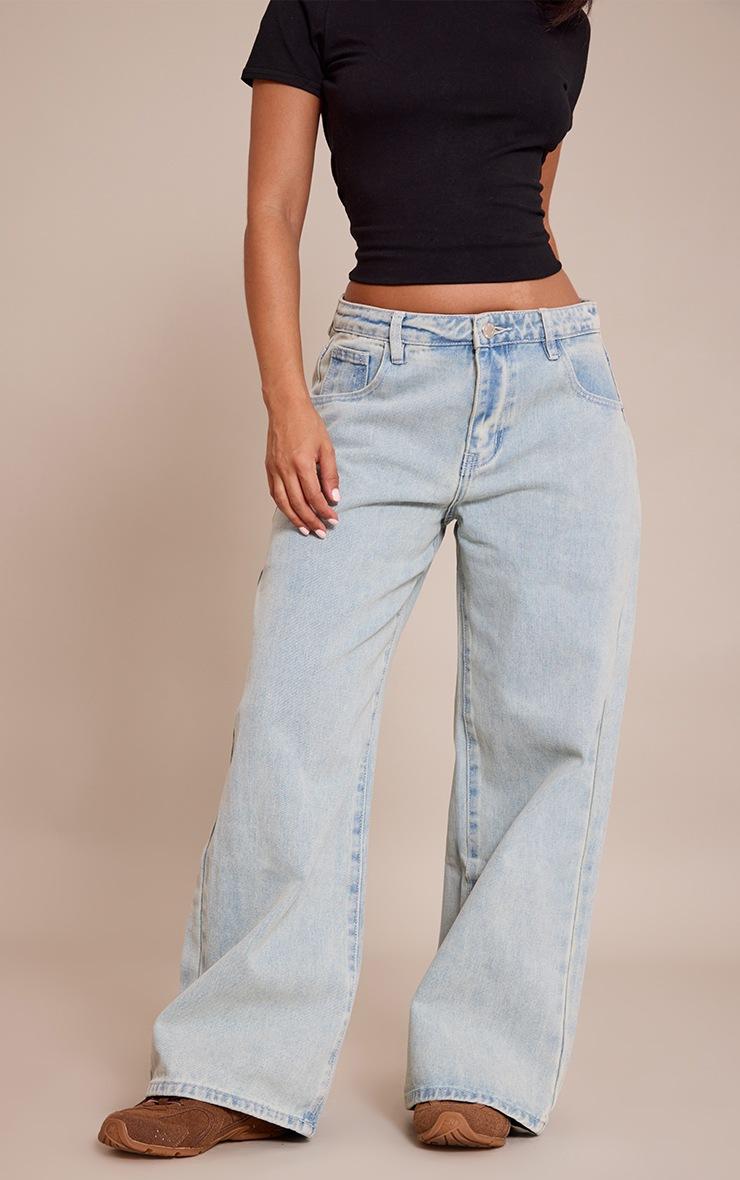 Pretty Little Thing Petite Vintage Bleach Wash Low Rise Boyfriend Jeans