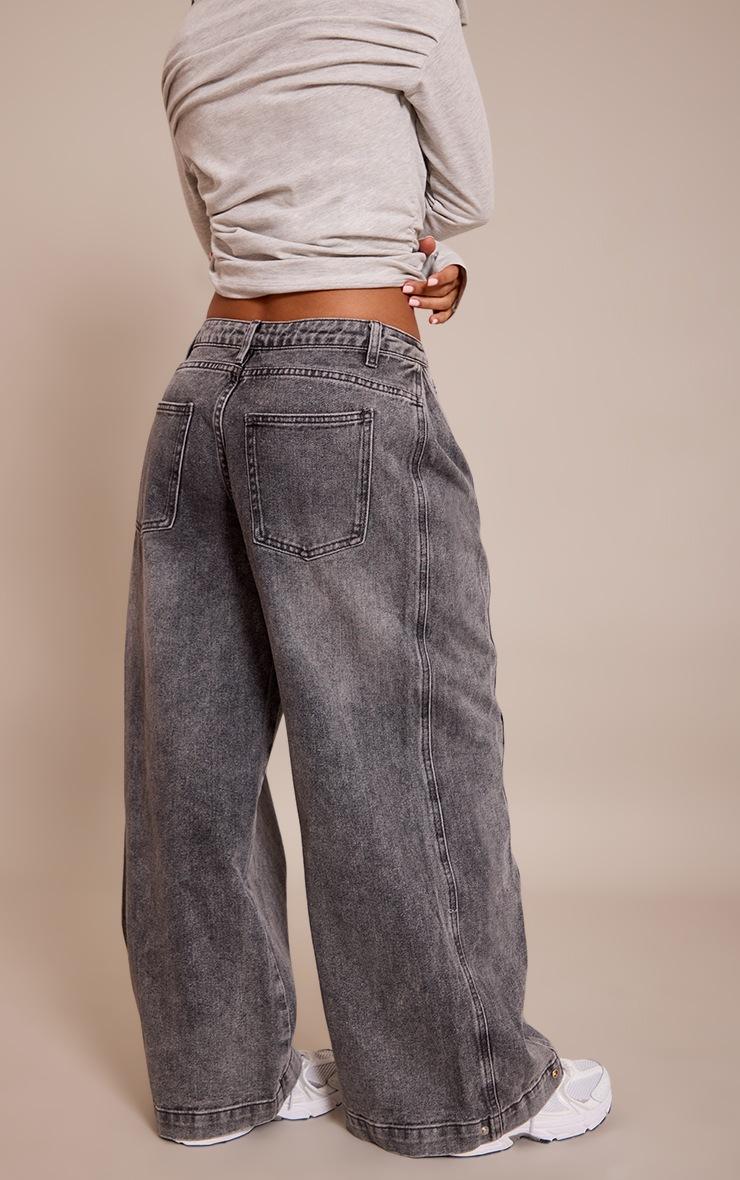 Pretty Little Thing Petite Washed Grey Denim Side Pleated Detail Wide Leg Jeans