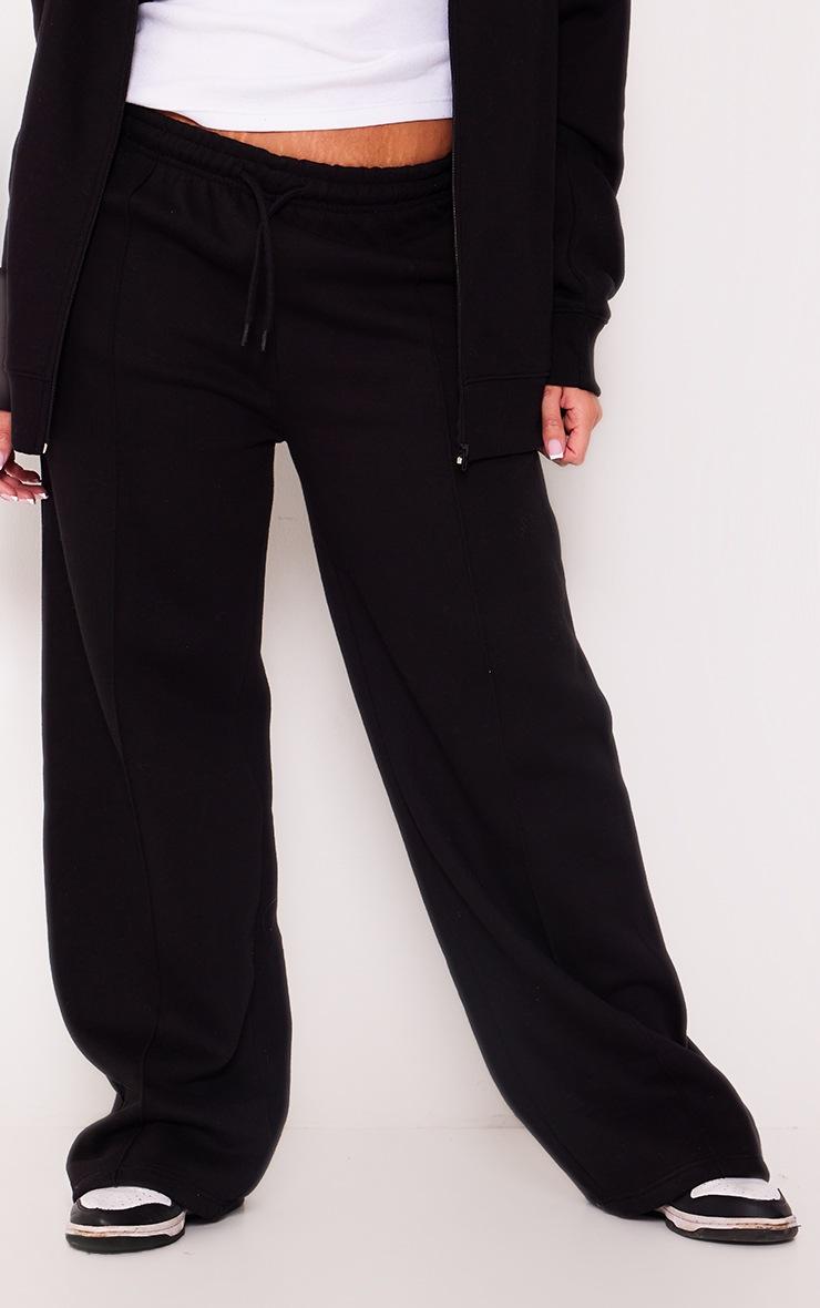 Pretty Little Thing Plus Black Mid Rise Seam Detail Straight Leg Sweatpants