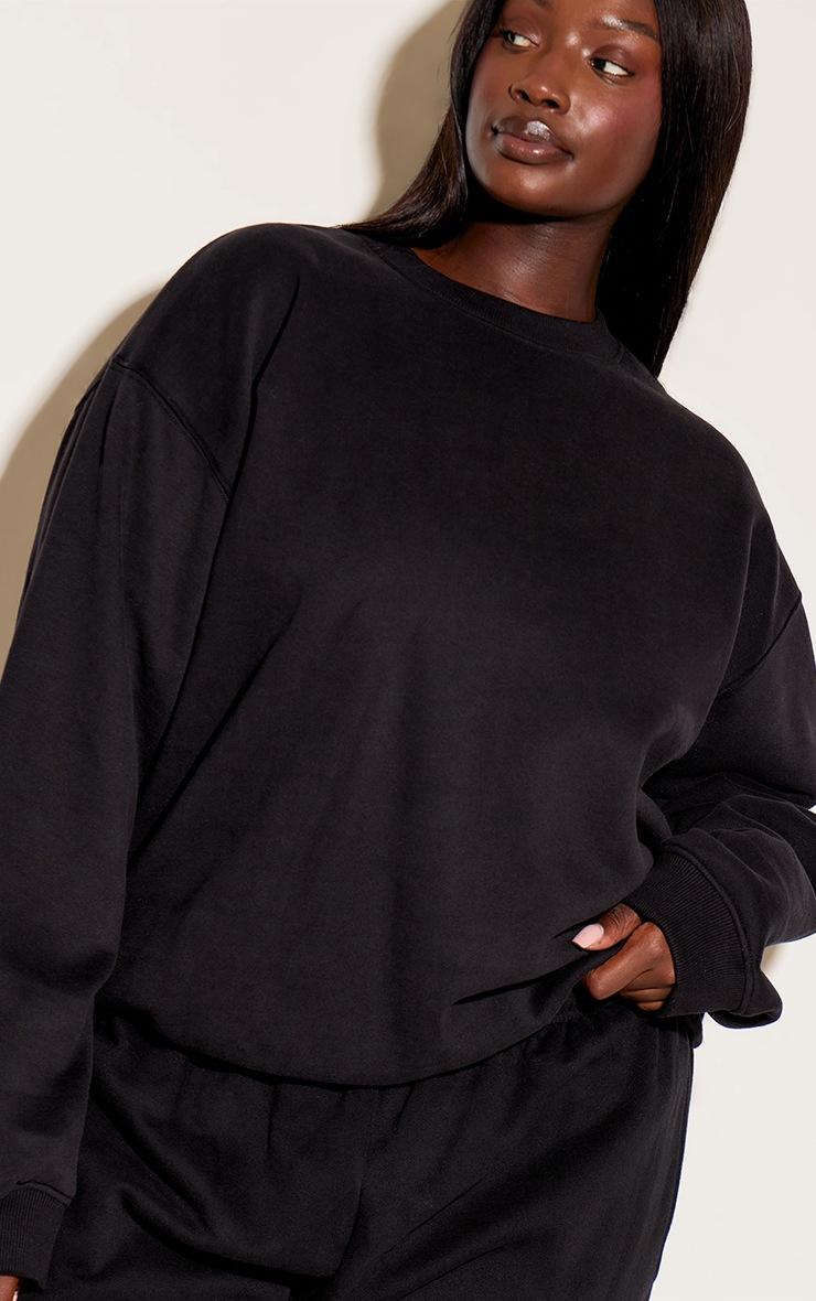 Pretty Little Thing Plus Black Oversized Crew Sweatshirt