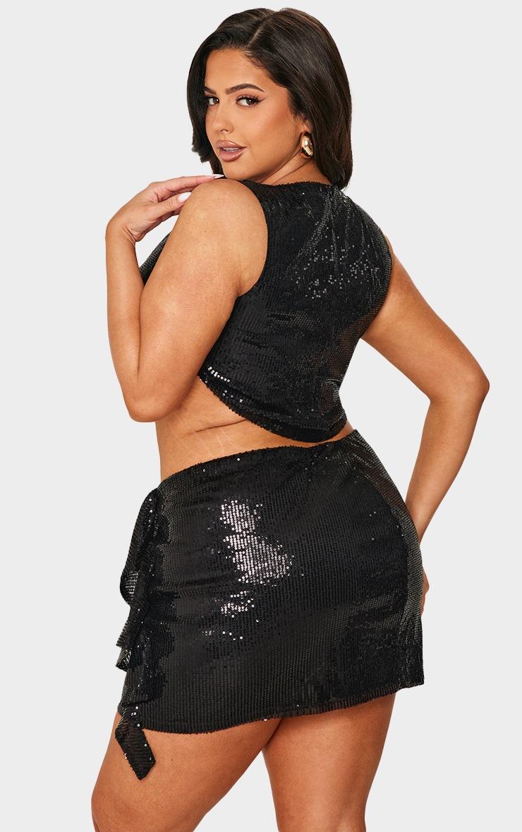 Pretty Little Thing Plus Black Sequin Dip Hem Crop Top