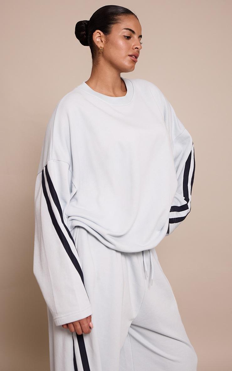 Pretty Little Thing Plus Blue Contrast Striped Oversized Sweatshirt