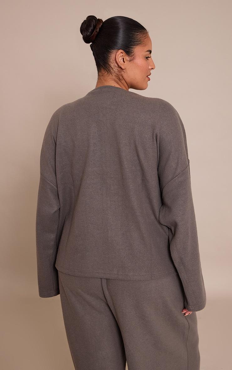 Pretty Little Thing Plus Charcoal Soft Touch Zip Through Sweatshirt