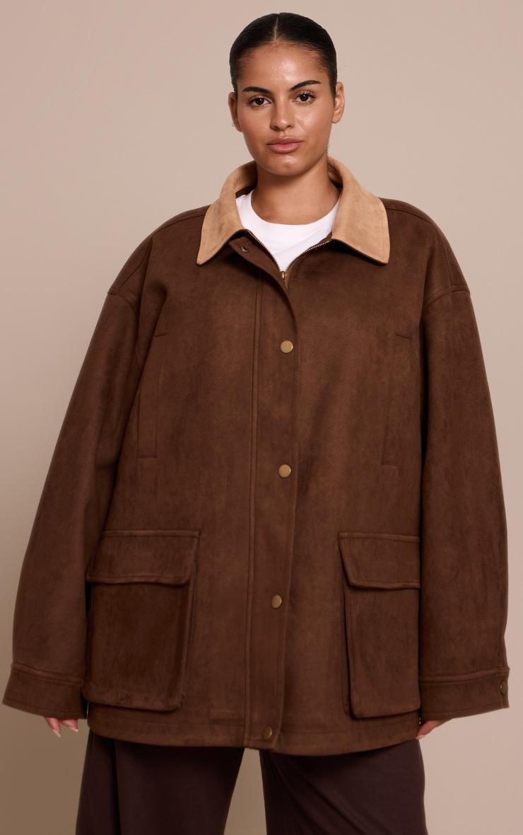 Pretty Little Thing Plus Chocolate Oversized Pocket Detail Contrast Collar Jacket