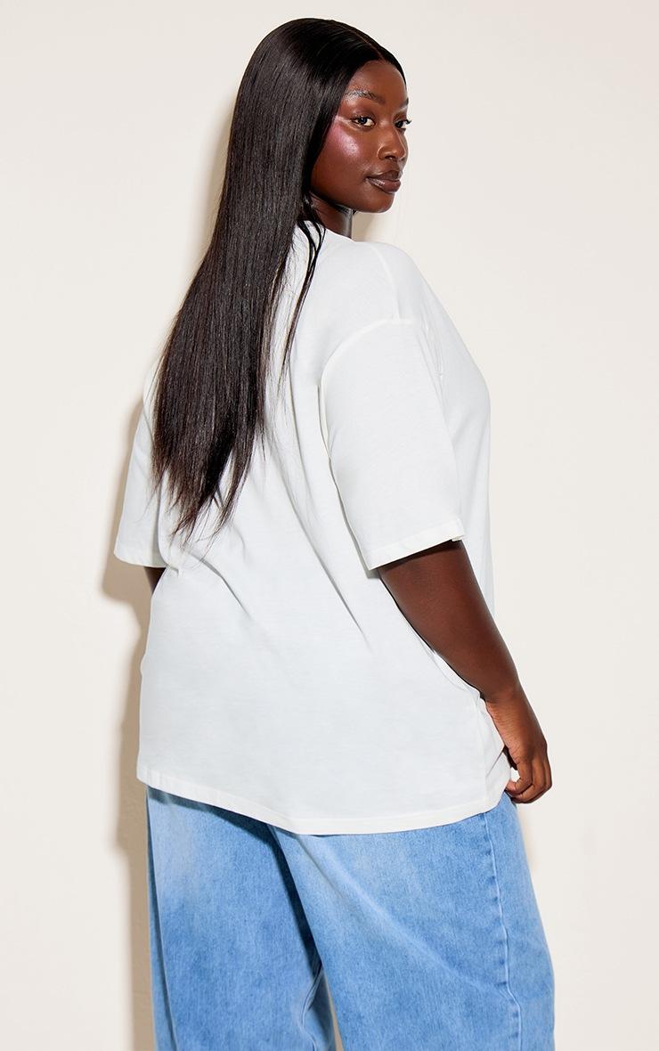 Pretty Little Thing Plus Cream Prettylittlething Oversized T-Shirt