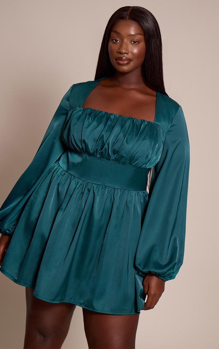 Pretty Little Thing Plus Emerald Green Satin Ruched Cup Puff Sleeve Mini Dress
